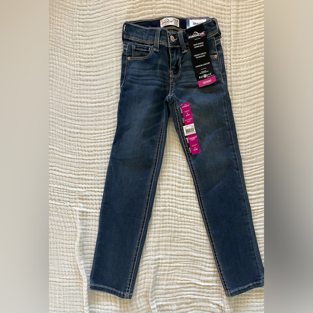 Jordache skinny jeans. Girls size 6 slim. New with tags